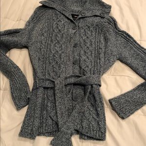 Ladies blue tweed cable knit sweater